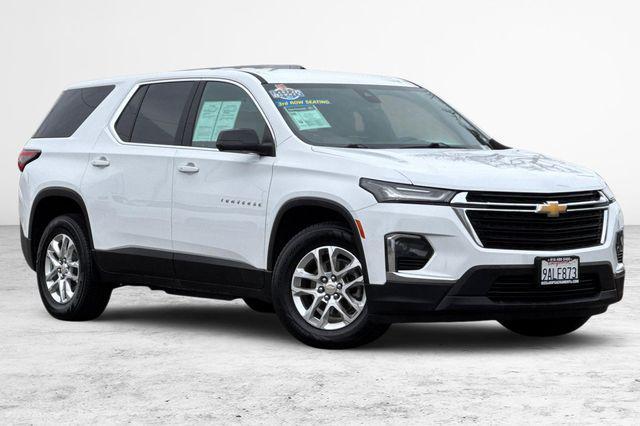 used 2022 Chevrolet Traverse car, priced at $23,190