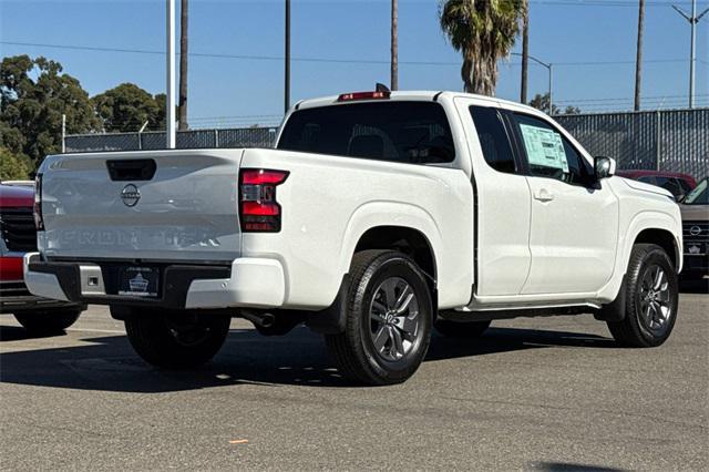 new 2025 Nissan Frontier car, priced at $33,664