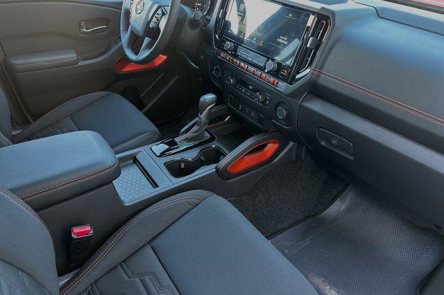 new 2025 Nissan Frontier car