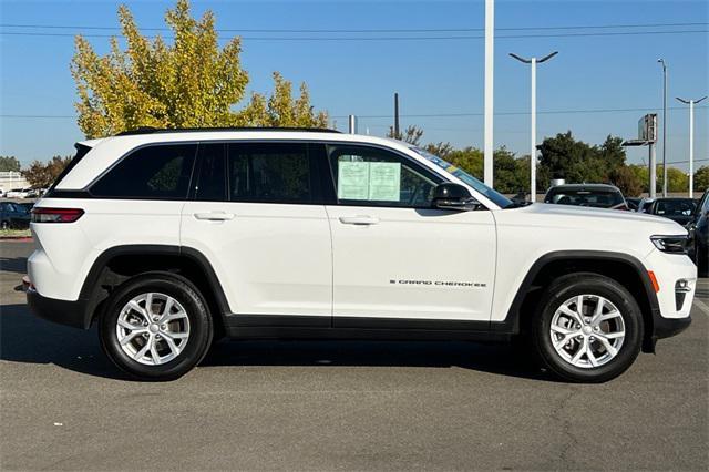 used 2023 Jeep Grand Cherokee car, priced at $31,790