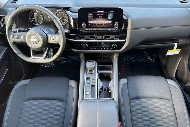 new 2025 Nissan Pathfinder car, priced at $36,651