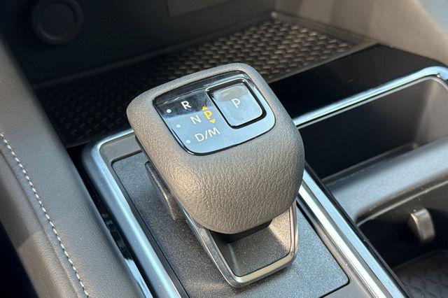 new 2025 Nissan Pathfinder car, priced at $36,651
