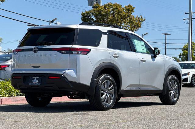 new 2025 Nissan Pathfinder car, priced at $36,651