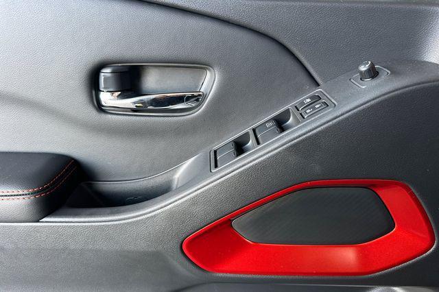 new 2025 Nissan Frontier car