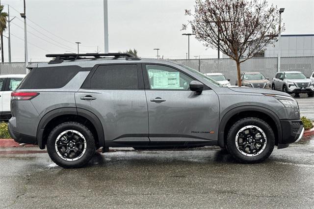 new 2025 Nissan Pathfinder car, priced at $44,287