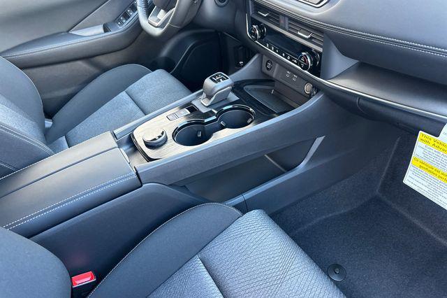 new 2025 Nissan Rogue car
