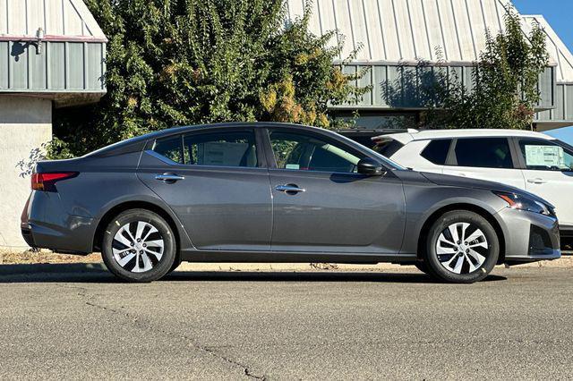 new 2025 Nissan Altima car