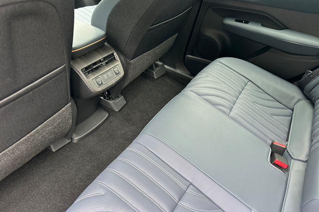 new 2025 Nissan ARIYA car