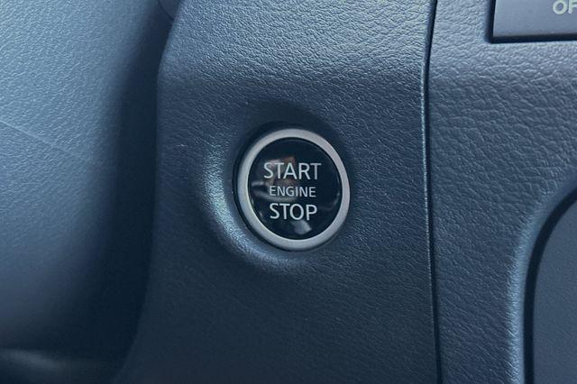 new 2025 Nissan Frontier car