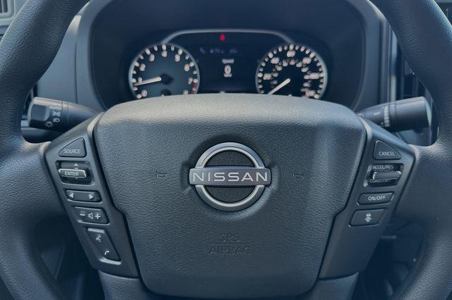 new 2025 Nissan Frontier car