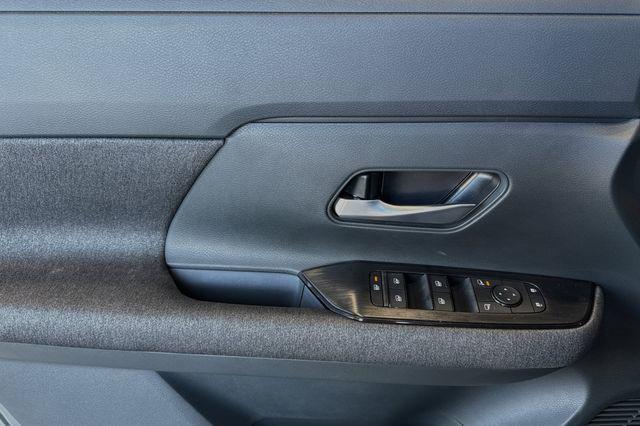 new 2025 Nissan Kicks car, priced at $27,395