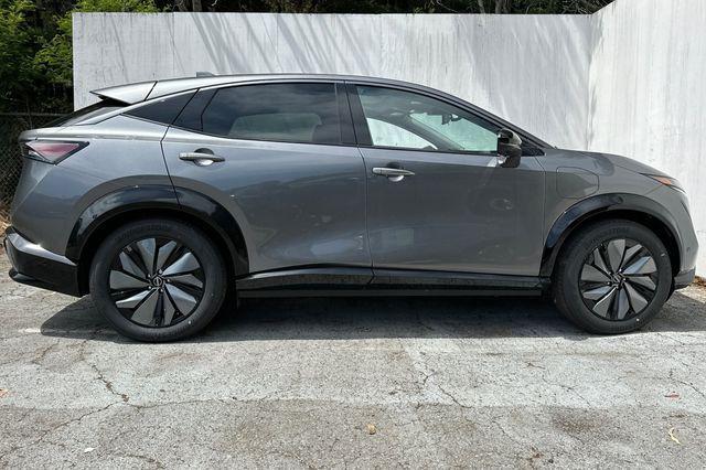 new 2025 Nissan ARIYA car