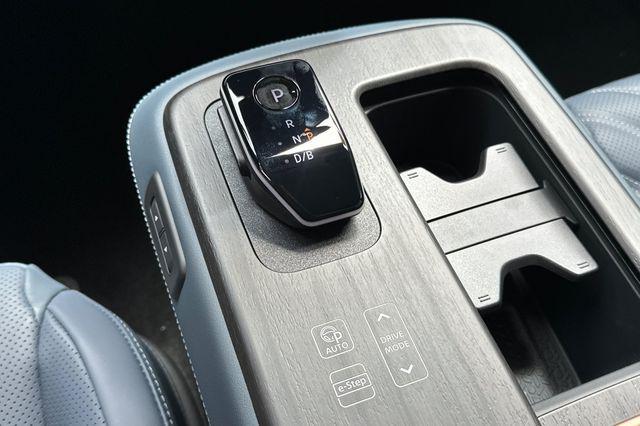 new 2025 Nissan ARIYA car