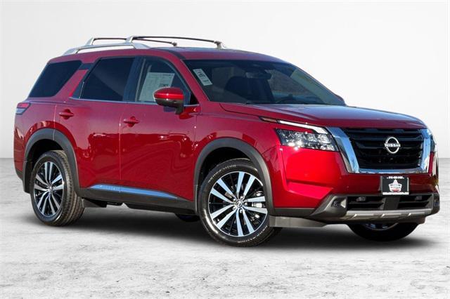 new 2025 Nissan Pathfinder car, priced at $51,821