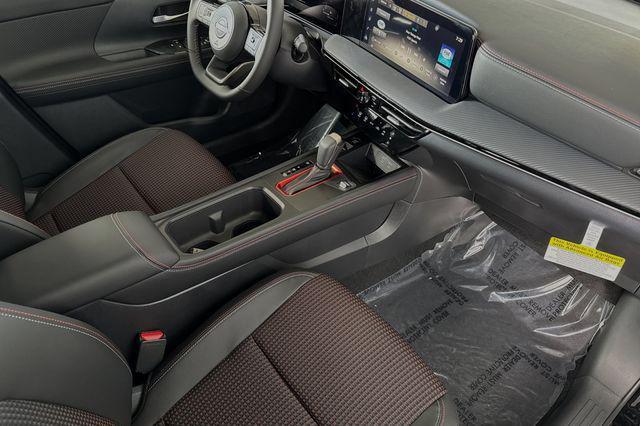 new 2025 Nissan Kicks car, priced at $30,618