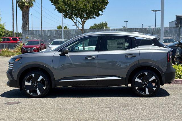 new 2025 Nissan Kicks car, priced at $30,618