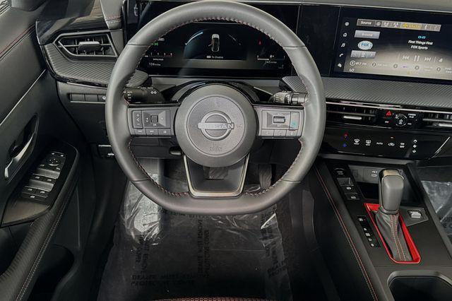 new 2025 Nissan Kicks car, priced at $30,618