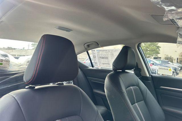 new 2025 Nissan Altima car