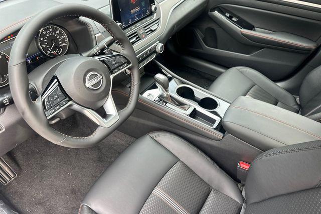 new 2025 Nissan Altima car