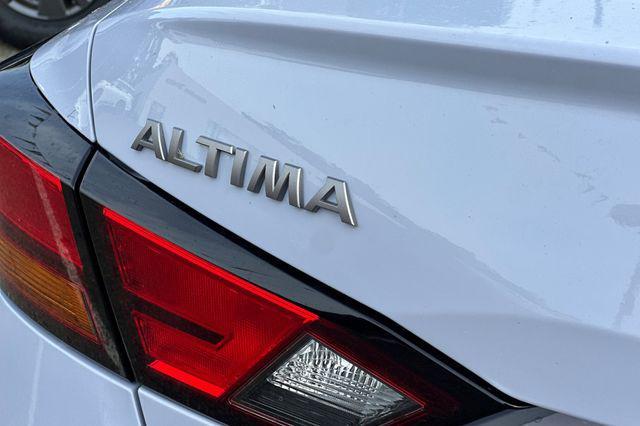 new 2025 Nissan Altima car