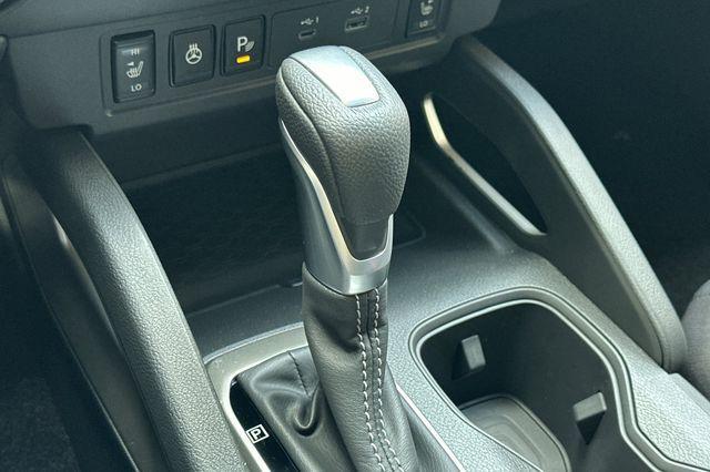 new 2025 Nissan Frontier car