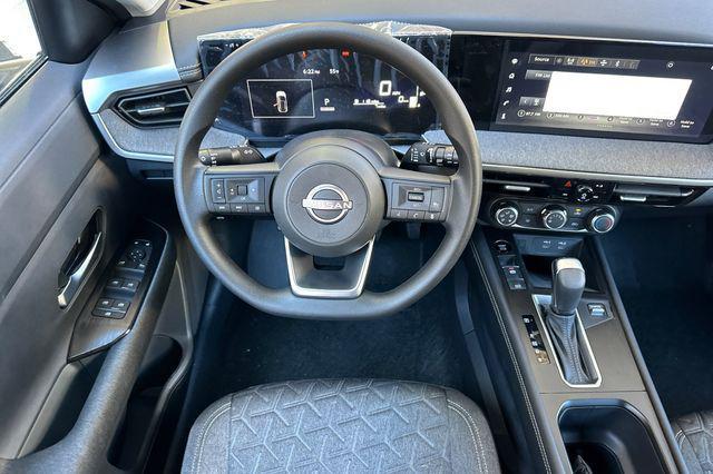 new 2025 Nissan Kicks car