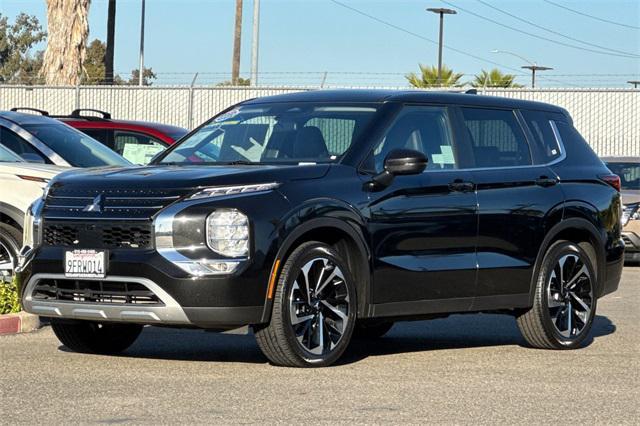 used 2023 Mitsubishi Outlander car, priced at $23,390