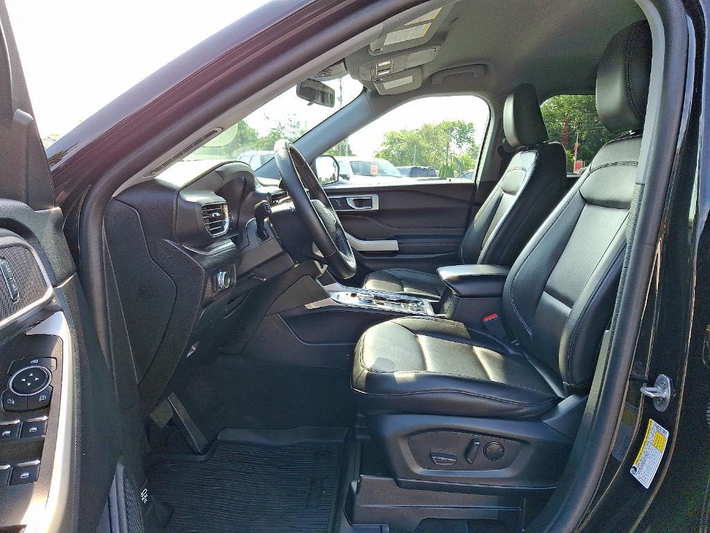 used 2022 Ford Explorer car, priced at $33,995