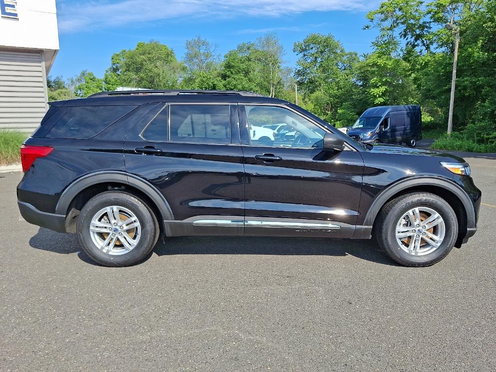 used 2022 Ford Explorer car, priced at $33,995