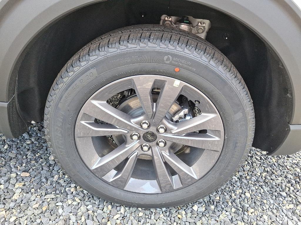 new 2025 Ford Explorer car, priced at $50,855