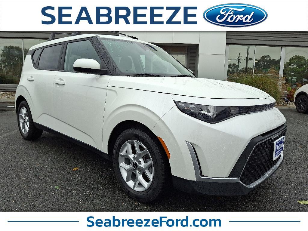 used 2023 Kia Soul car, priced at $18,249