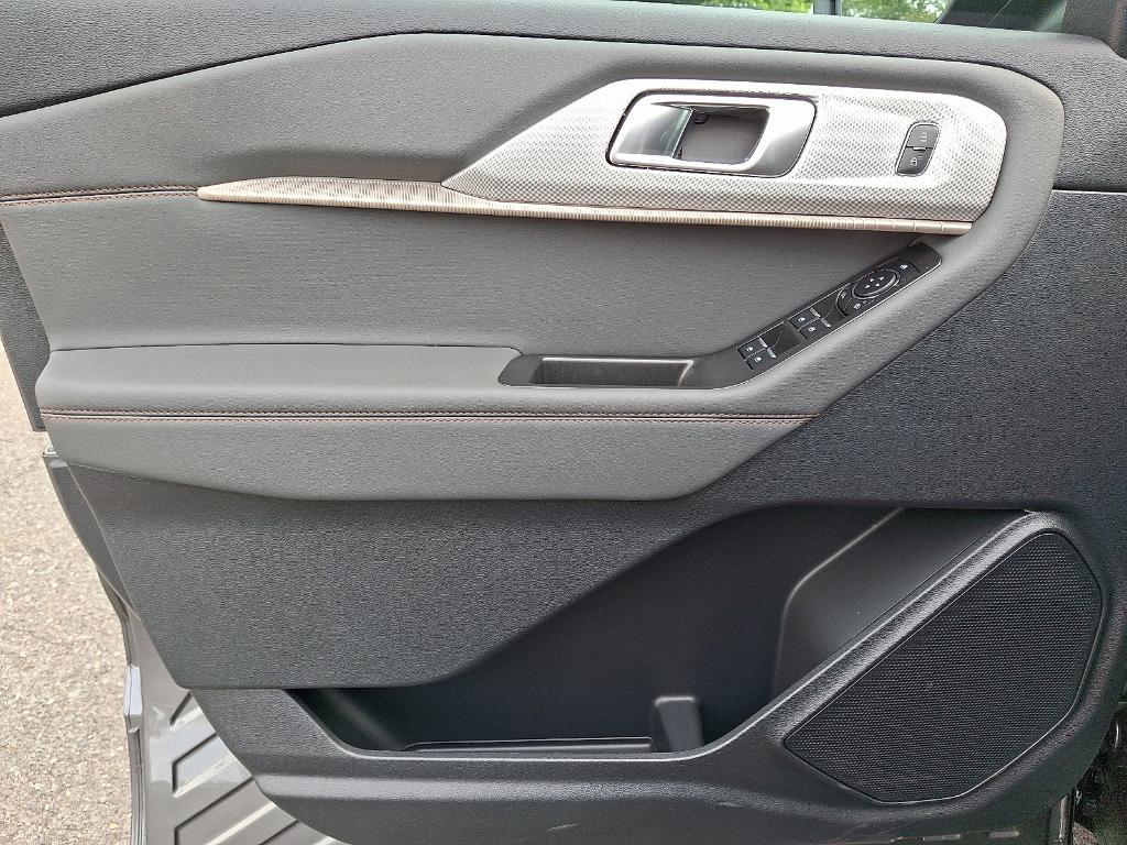 new 2025 Ford Explorer car, priced at $44,345