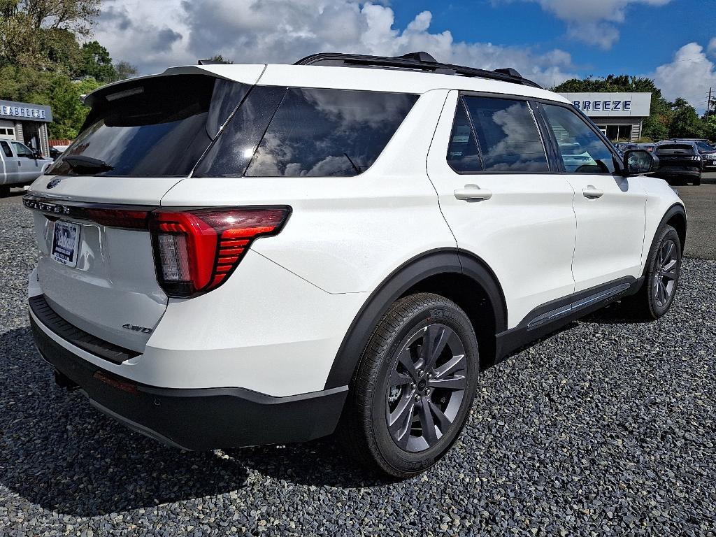 new 2025 Ford Explorer car, priced at $52,555