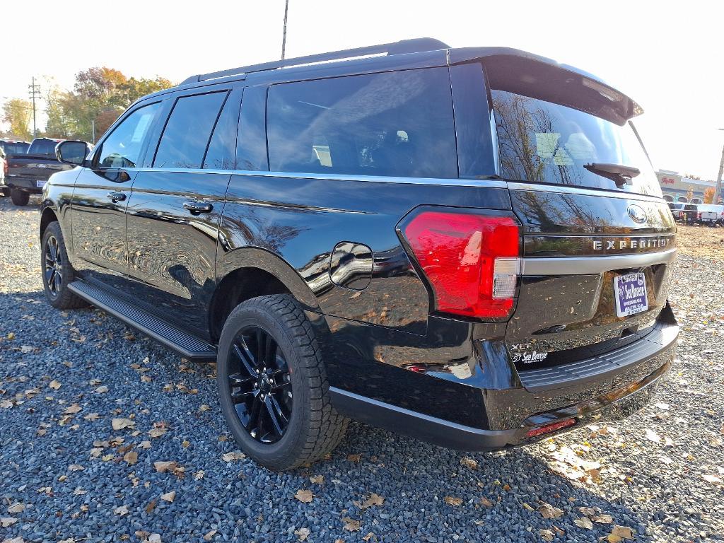 new 2024 Ford Expedition Max car, priced at $76,910