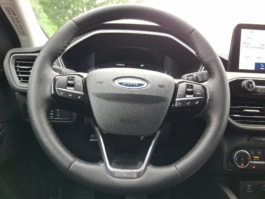 used 2022 Ford Escape car, priced at $25,995