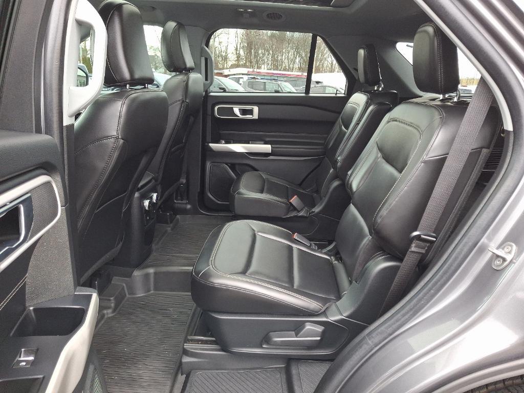 used 2021 Ford Explorer car