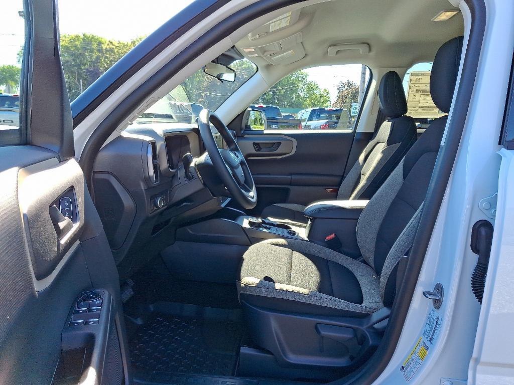 new 2025 Ford Bronco Sport car, priced at $33,175