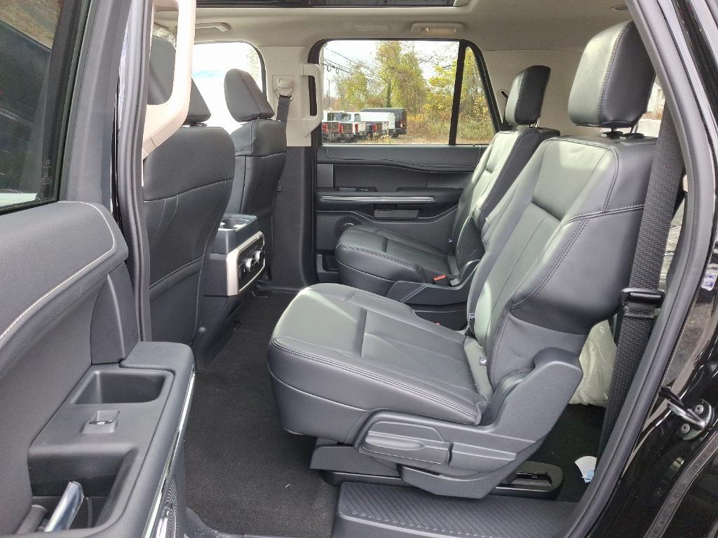 new 2024 Ford Expedition Max car, priced at $76,245