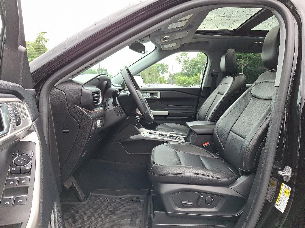 used 2022 Ford Explorer car, priced at $35,995