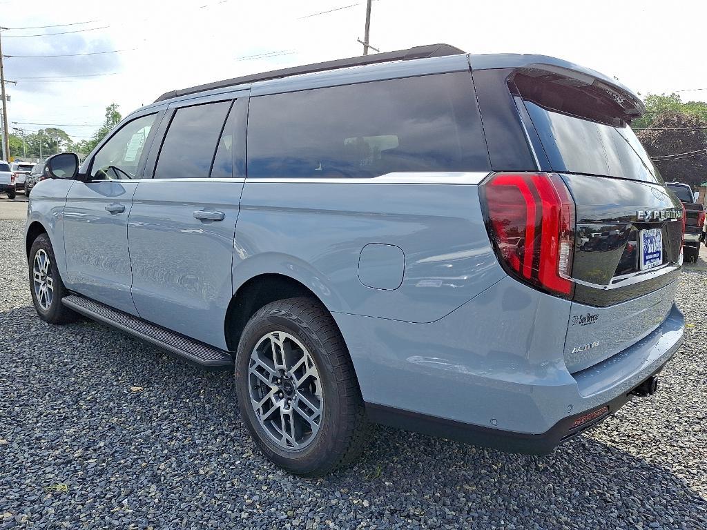 new 2025 Ford Expedition Max car, priced at $76,770