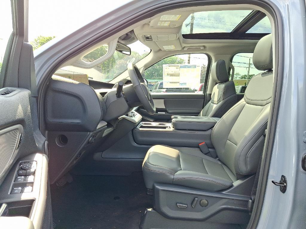 new 2025 Ford Expedition Max car, priced at $76,770