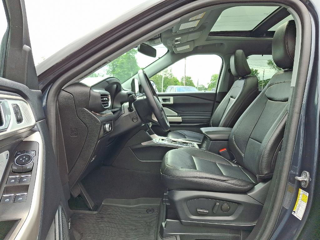used 2023 Ford Explorer car, priced at $39,995