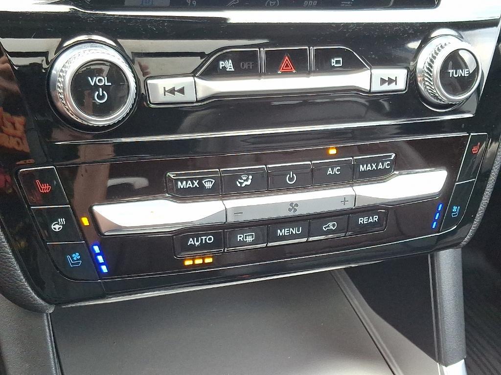 used 2023 Ford Explorer car, priced at $39,995