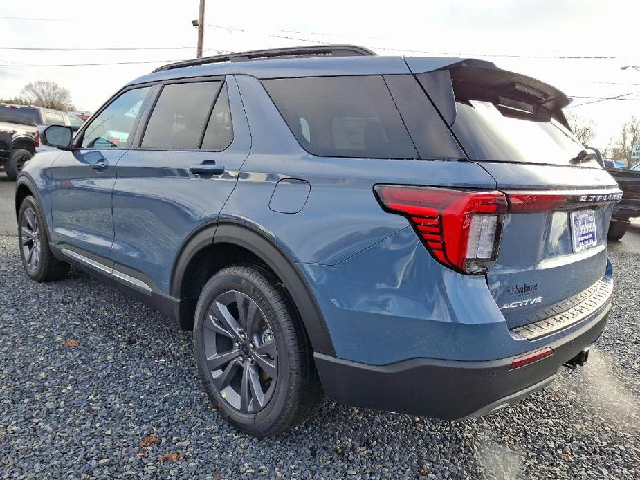 new 2025 Ford Explorer car, priced at $50,595