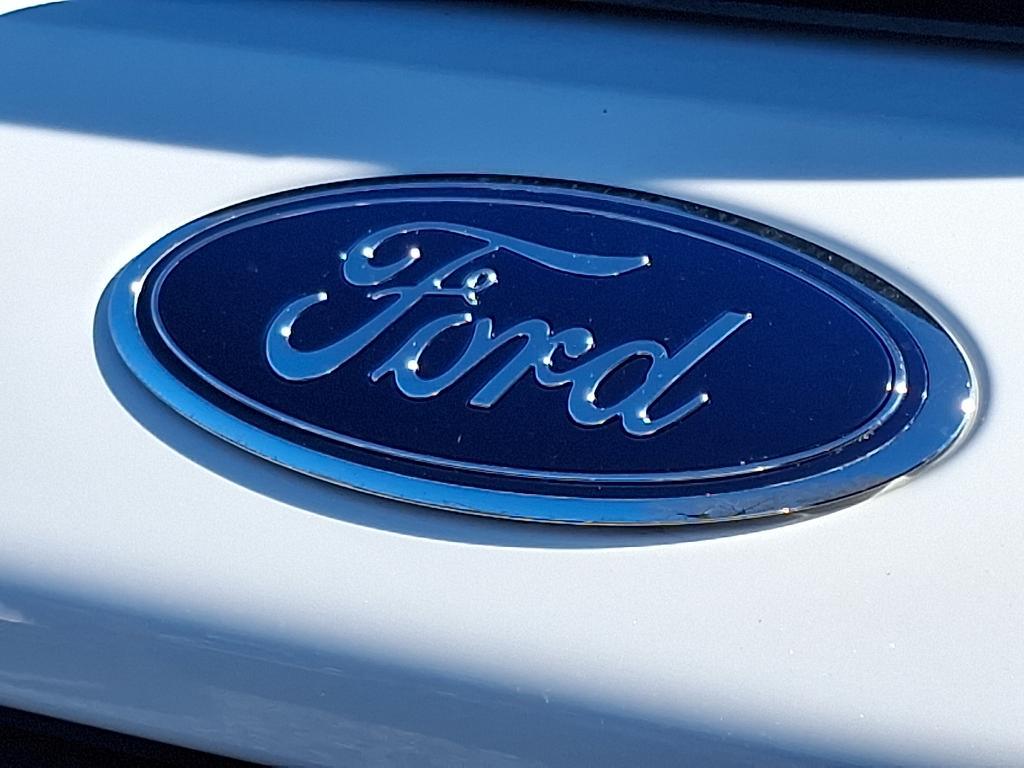 new 2025 Ford Explorer car, priced at $51,765