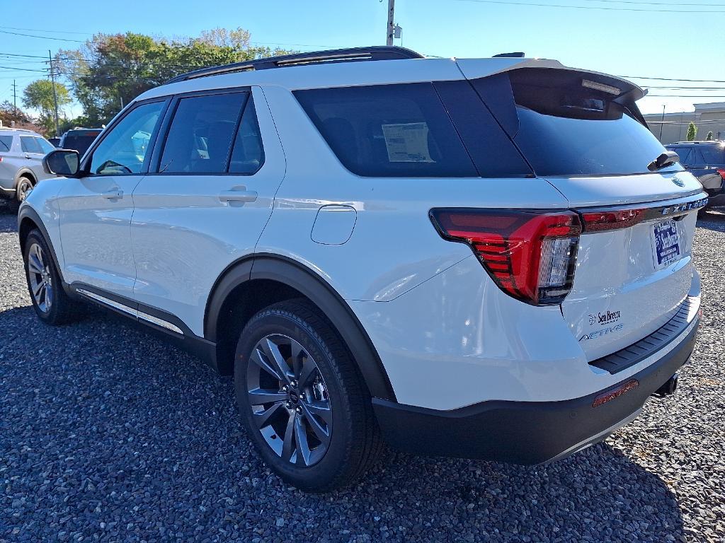 new 2025 Ford Explorer car, priced at $51,765