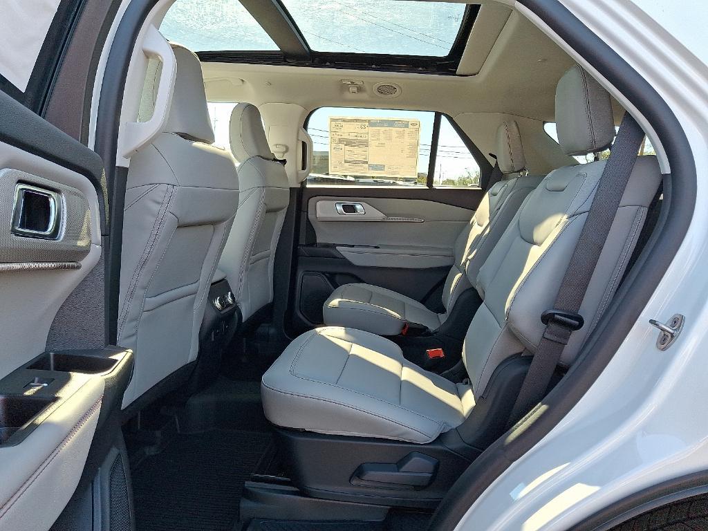 new 2025 Ford Explorer car, priced at $51,765