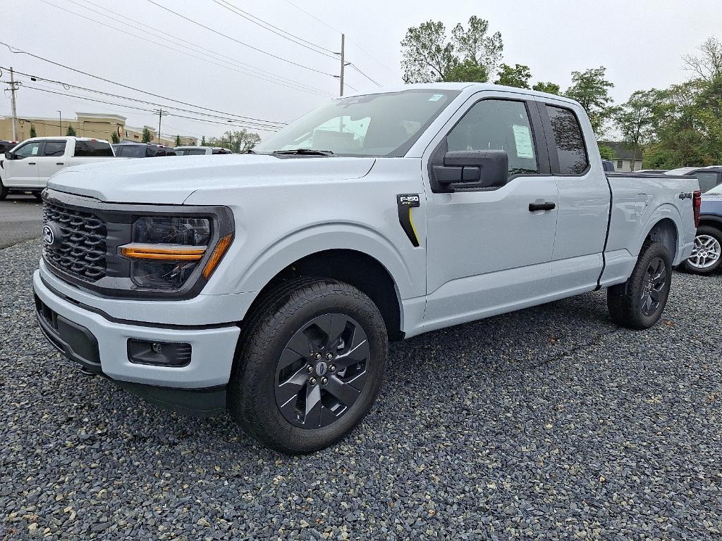 new 2025 Ford F-150 car, priced at $50,215