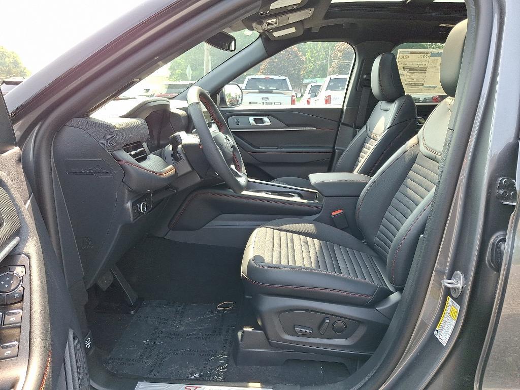 new 2025 Ford Explorer car, priced at $52,440