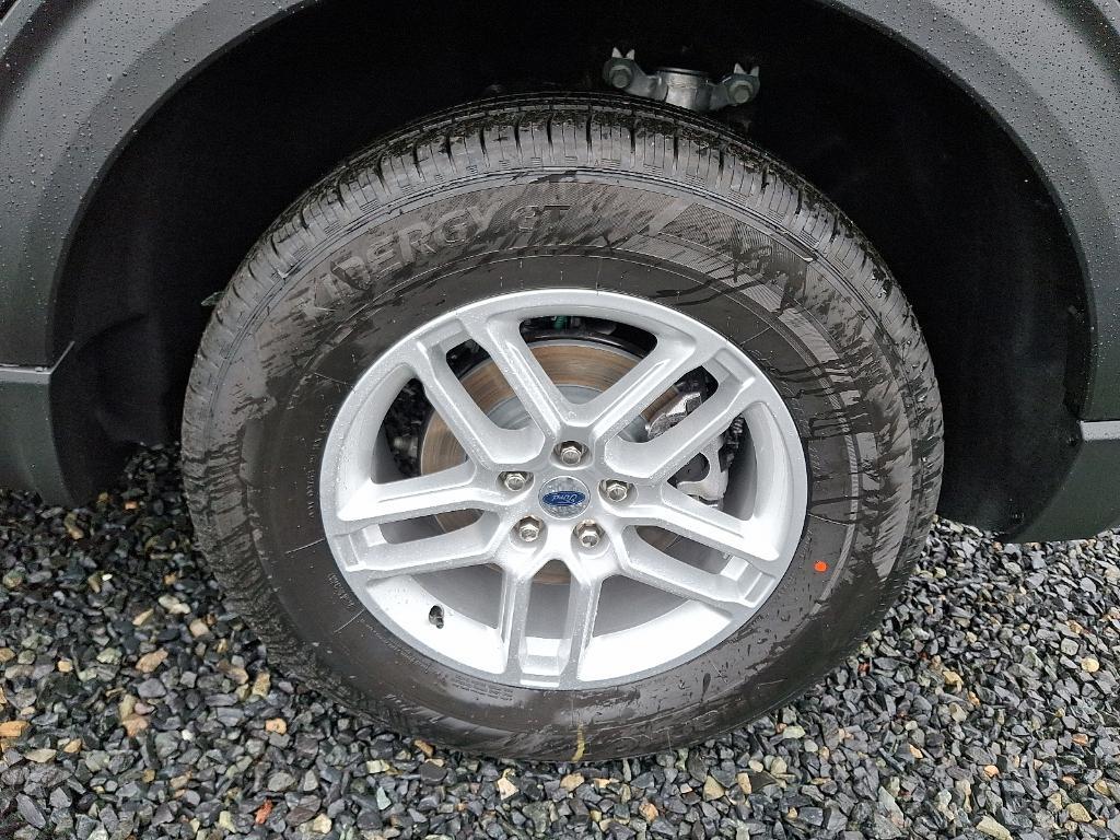 new 2025 Ford Explorer car, priced at $43,580
